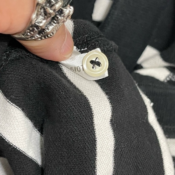 EUC Men’s Size Small EXPRESS Striped Polo Shirt 100% Cotton In Black & White - Picture 9 of 11